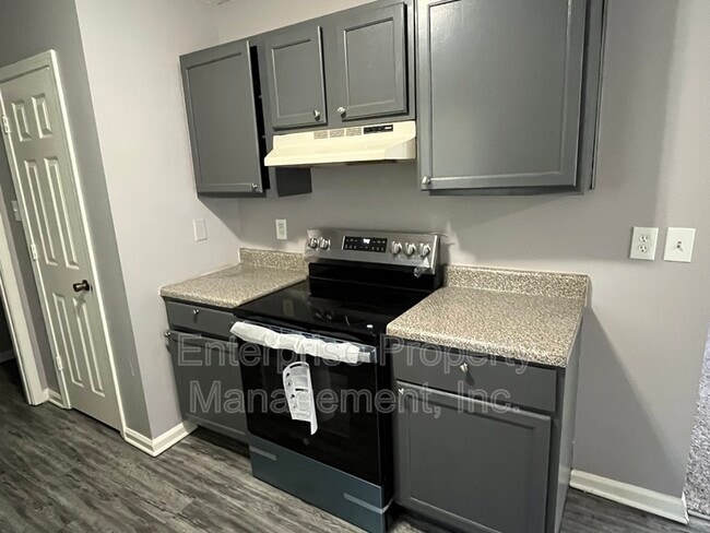 Building Photo - 4429 S Cedar Bark Cove