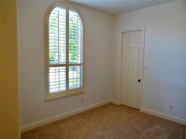 Building Photo - 831 San Clemente