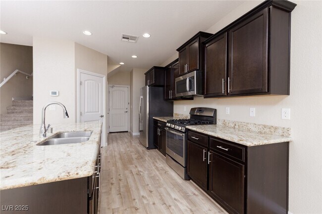 Building Photo - 2872 Glass Vine Ct