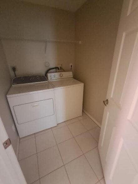 Building Photo - 223 E Coral Trace Cir