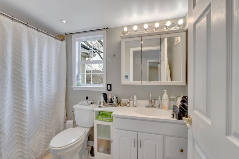 Building Photo - 922 Monticello Ave