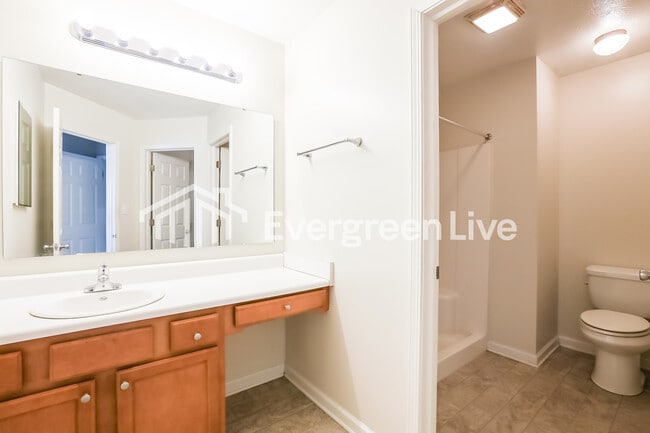 Building Photo - 2017 Lisa Walk Dr