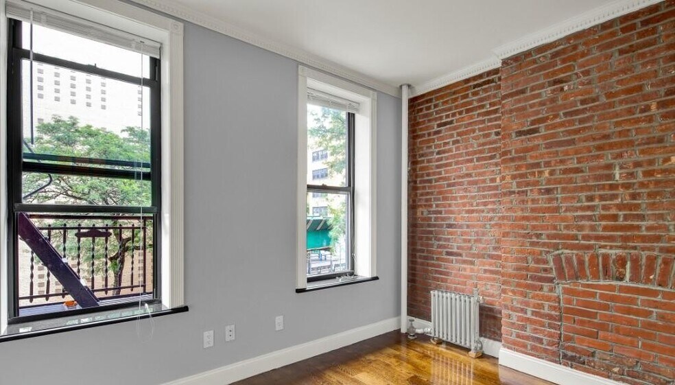 Building Photo - 438 W 52nd St