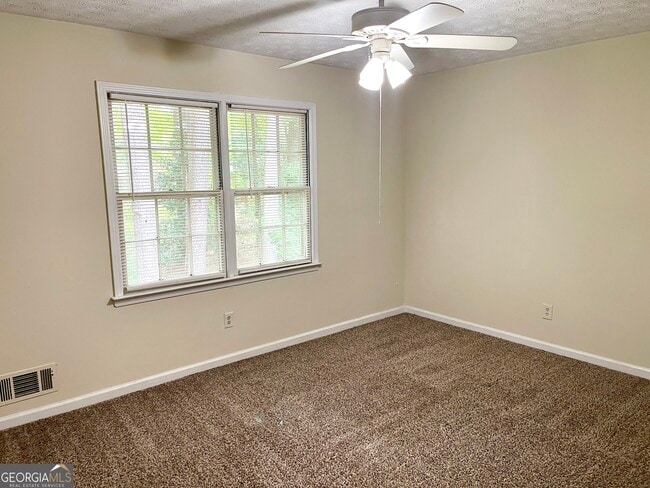 Building Photo - 310 S Jeff Davis Dr