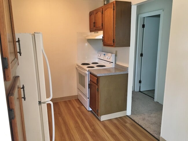 Building Photo - 3861 Brown Ave