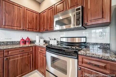 Building Photo - 14181 Castlerock Way