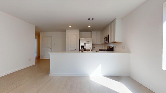 Building Photo - 1634 Birch Wood Dr