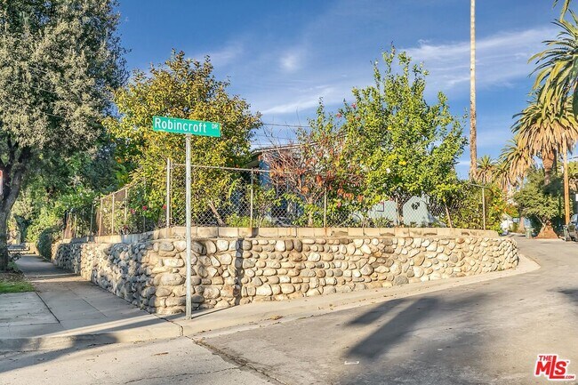 Building Photo - 1360 N Marengo Ave