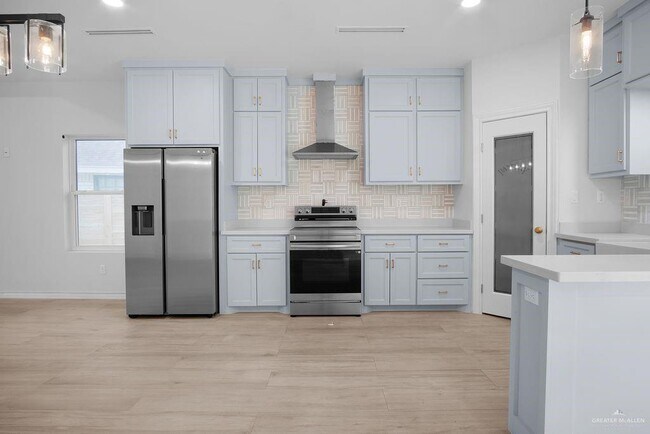 Building Photo - 24 Los Pinos Ln