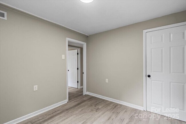 Building Photo - 2519 Marble St