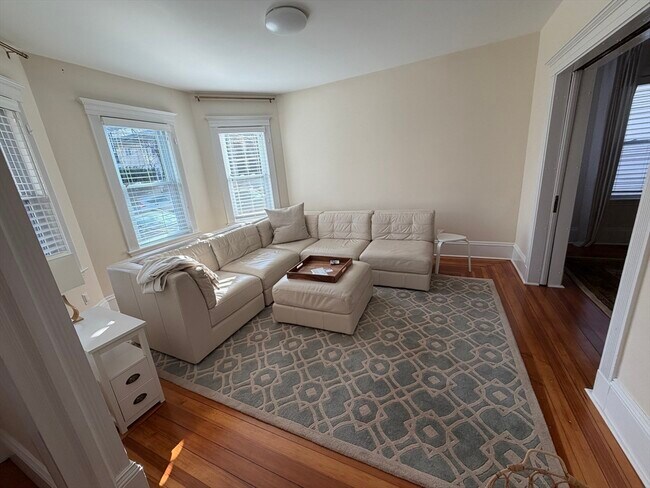 Building Photo - 99 Fayerweather St