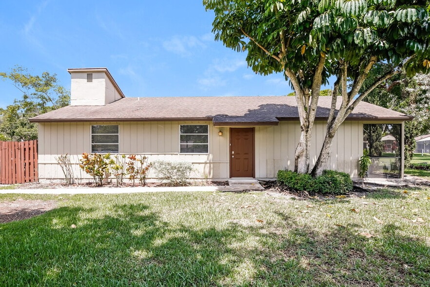 Primary Photo - 11551 Orange Blossom Ln