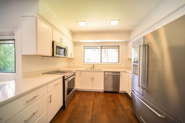 Building Photo - Greenleaf House: A Sustainable and Eco-Friendly Home!