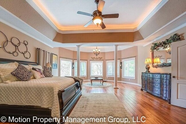 Building Photo - 682 E Mourning Dove Ct