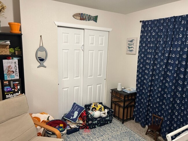 Building Photo - Rare 4BR End-Unit in Northpark with Finished Basement and 2-Car Garage