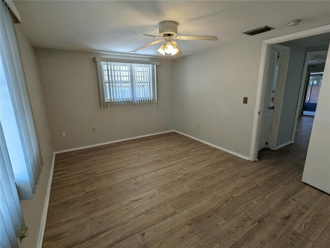 Building Photo - 11230 Kapok Ave
