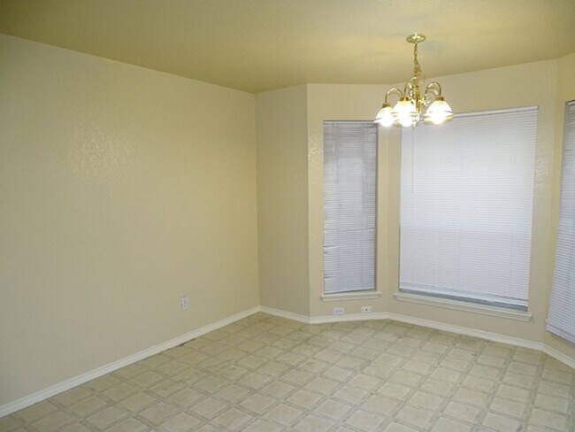 Building Photo - 6046 Mountain Meadow