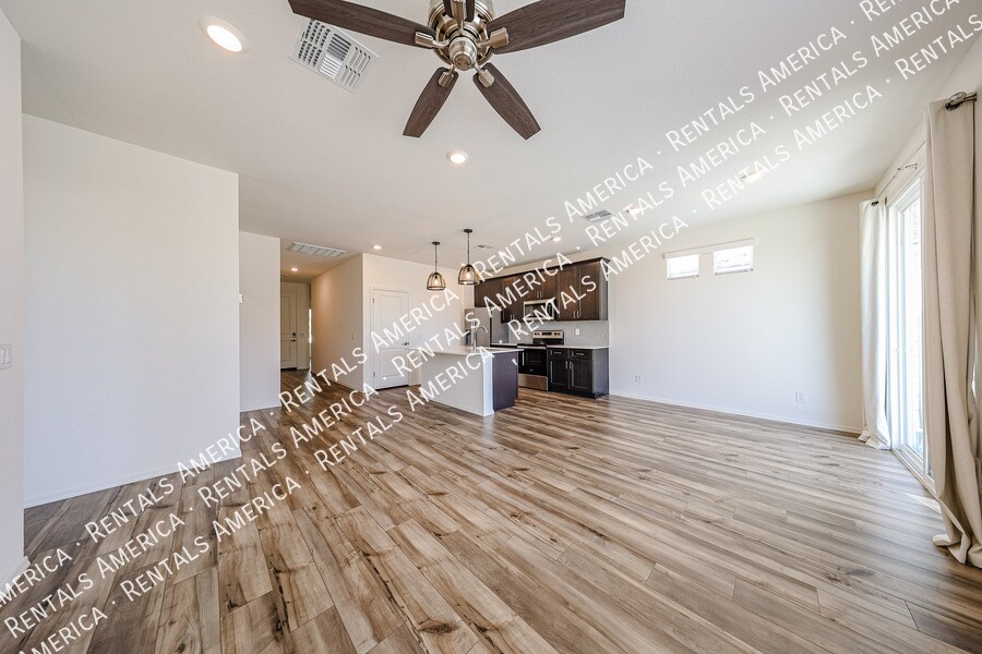 Building Photo - 18063 W Soft Wind Dr