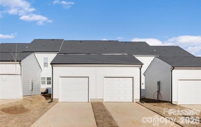 Building Photo - 8140 Jacey Ln