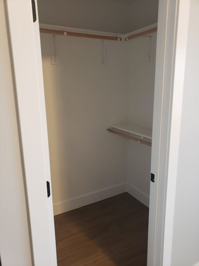 Building Photo - 6144 Elysian Rd