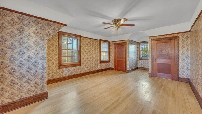 Building Photo - 2603 N 13th St