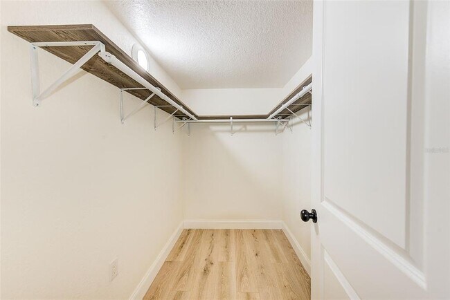 Building Photo - 511 55th Ave