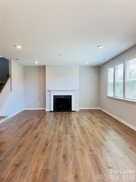 Building Photo - 11262 Serenity Farm Dr