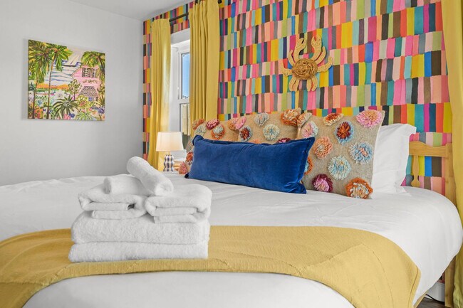 Building Photo - 1319 Saddle Ct