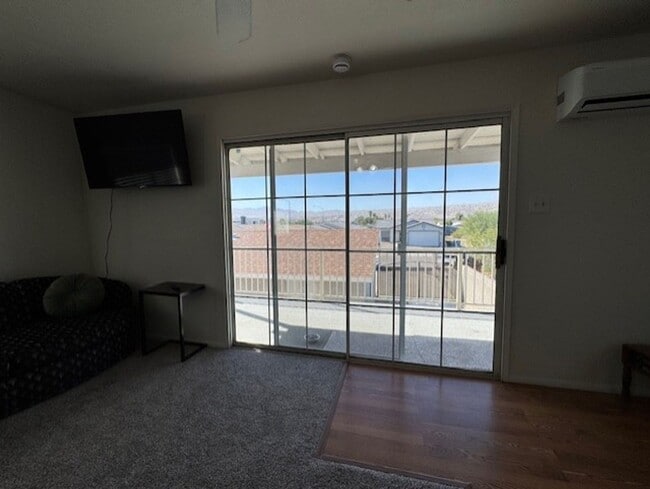 Building Photo - 4BR plus Bonus Room, 4 BA incls  Fully Furnished Casita, Garage, Colorado River!!