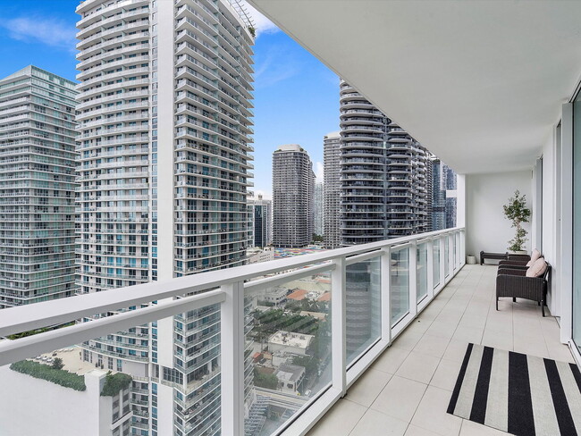 Building Photo - 1080 Brickell Ave