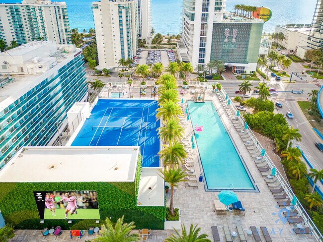 Building Photo - 4010 S Ocean Dr