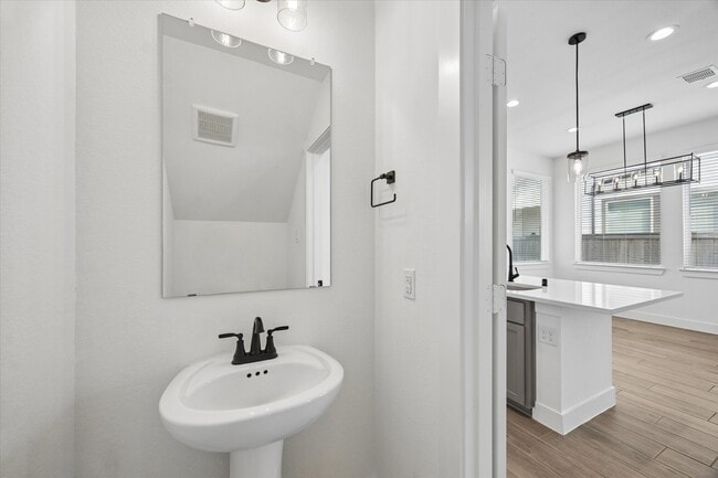 Building Photo - 12946 Rio Mariano Ln