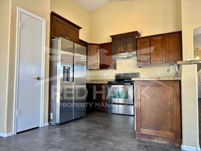 Building Photo - 3623 N 104th Dr