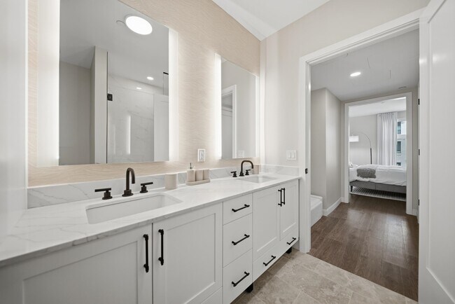 Building Photo - 18 Artisan Dr