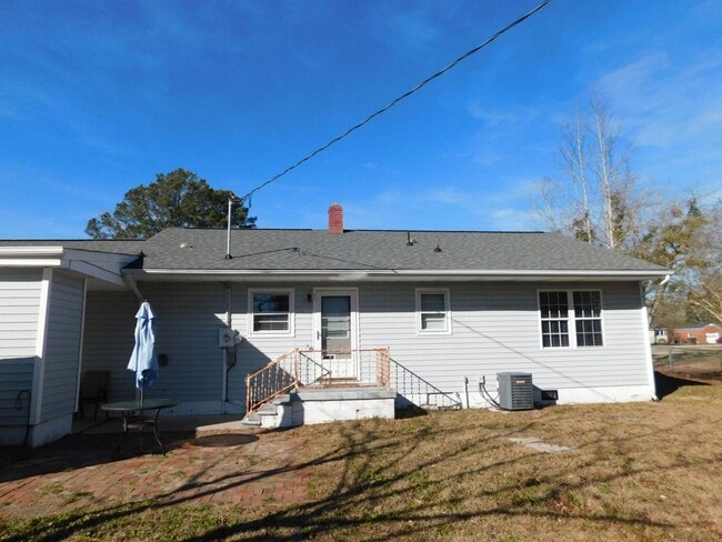 Building Photo - Single Family Residence in Havelock