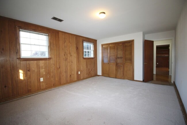 Building Photo - 3BR/2B Home