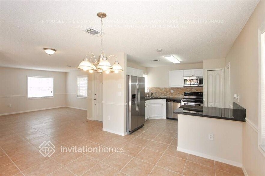 Building Photo - 15131 SW 49th St