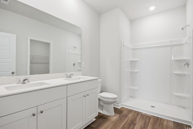 Building Photo - 1121 Tibetan St