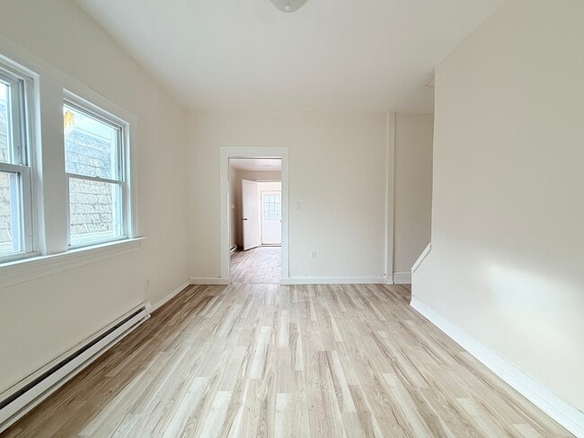 Building Photo - 210 Center Ave