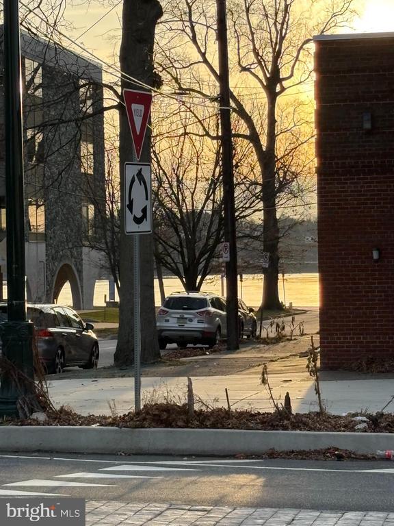 Building Photo - 1803 N 2nd St