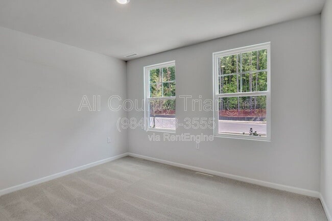 Building Photo - 1715 Chirping Trl