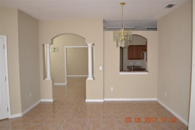 Building Photo - 2834 Tanglewylde Dr
