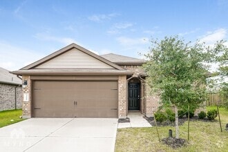 Building Photo - 3210 Sumac Dr