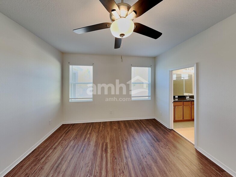 Building Photo - 1838 Castleton Dr