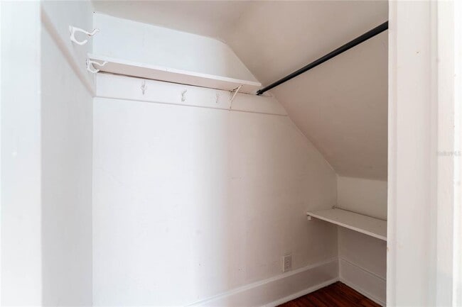 Building Photo - 528 6th St N