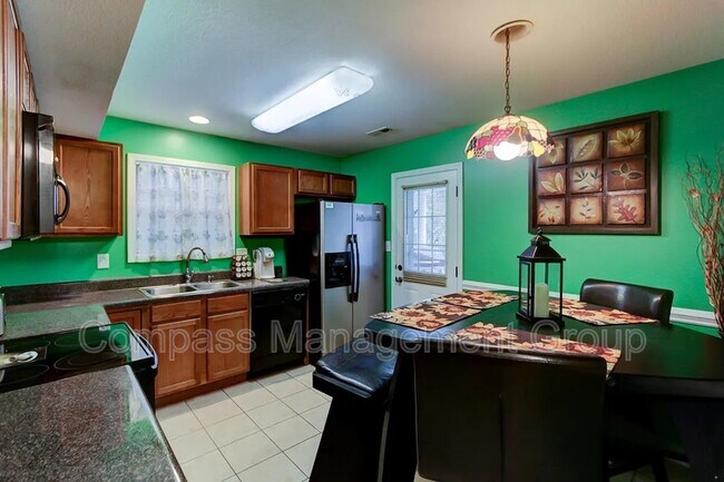 Building Photo - 4755 Forest Landing Way