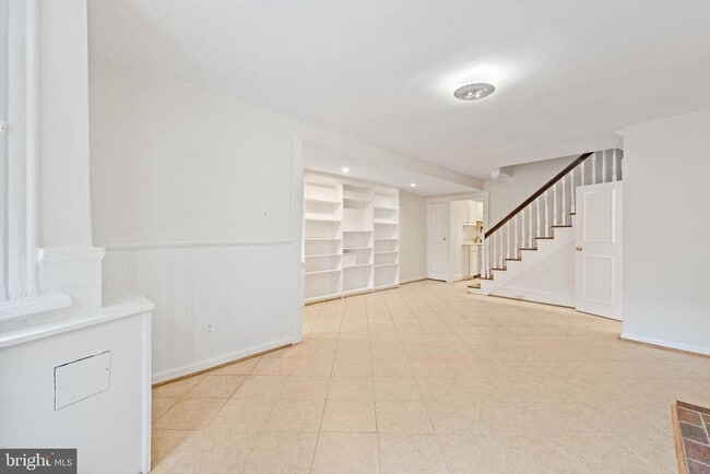 Building Photo - 1530 34th St NW