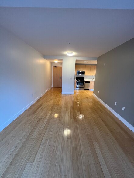 Building Photo - 1085 Boylston St