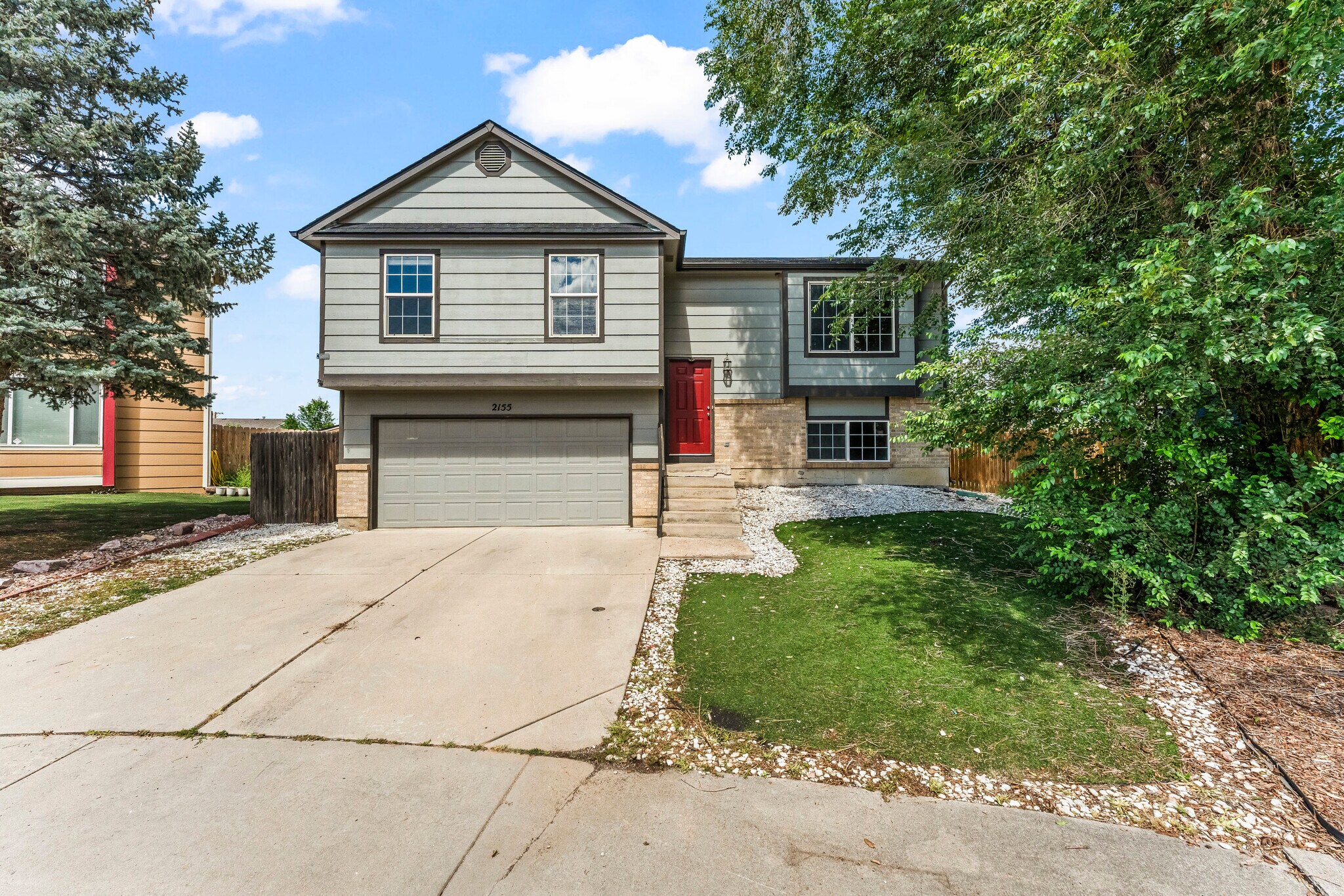 Building Photo - 2155 Woodsong Way