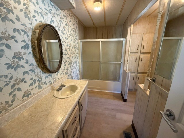 Building Photo - 50381 Rd 426